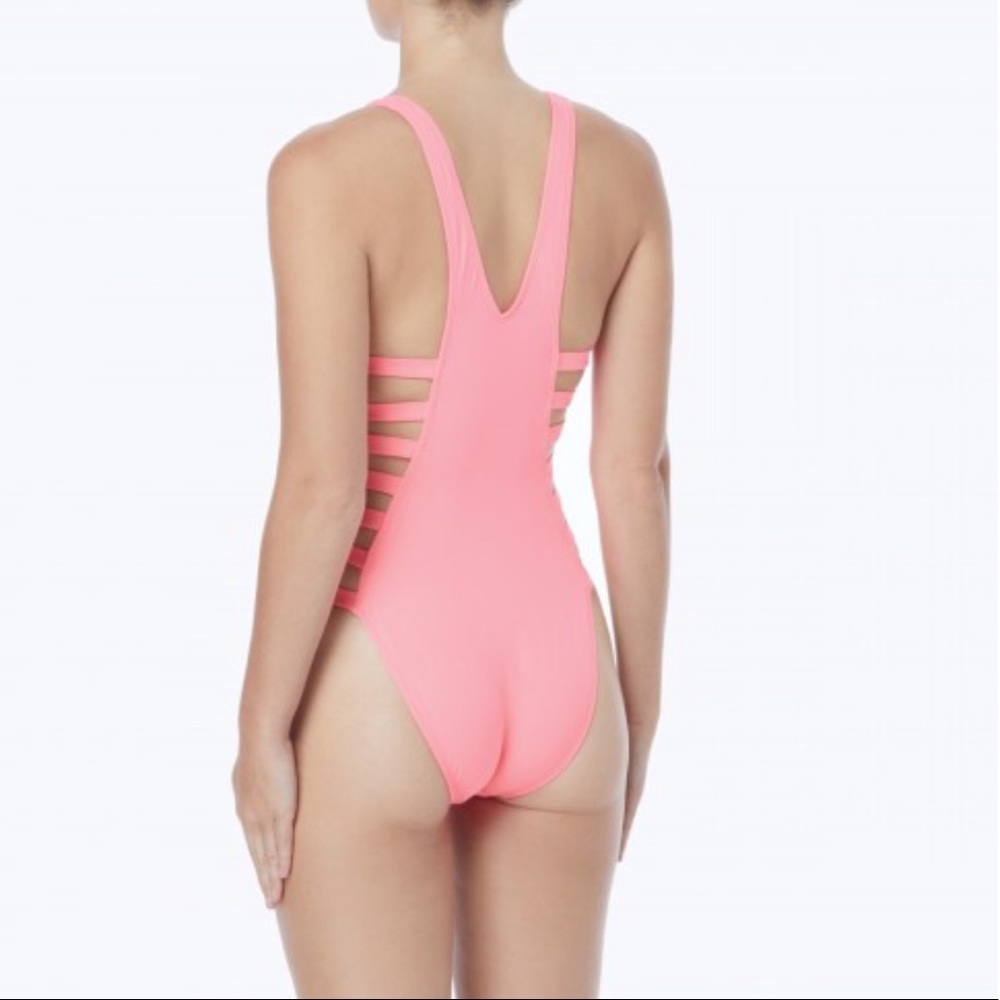Tropical - Cut out One Piece.